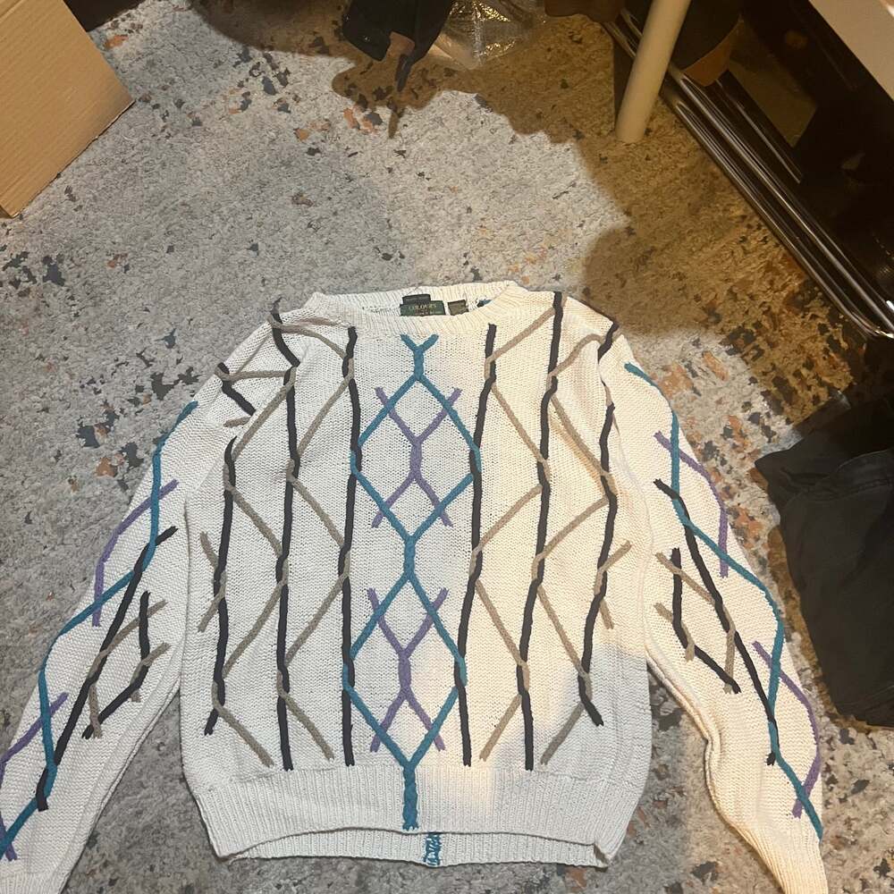 cool design knit sweater